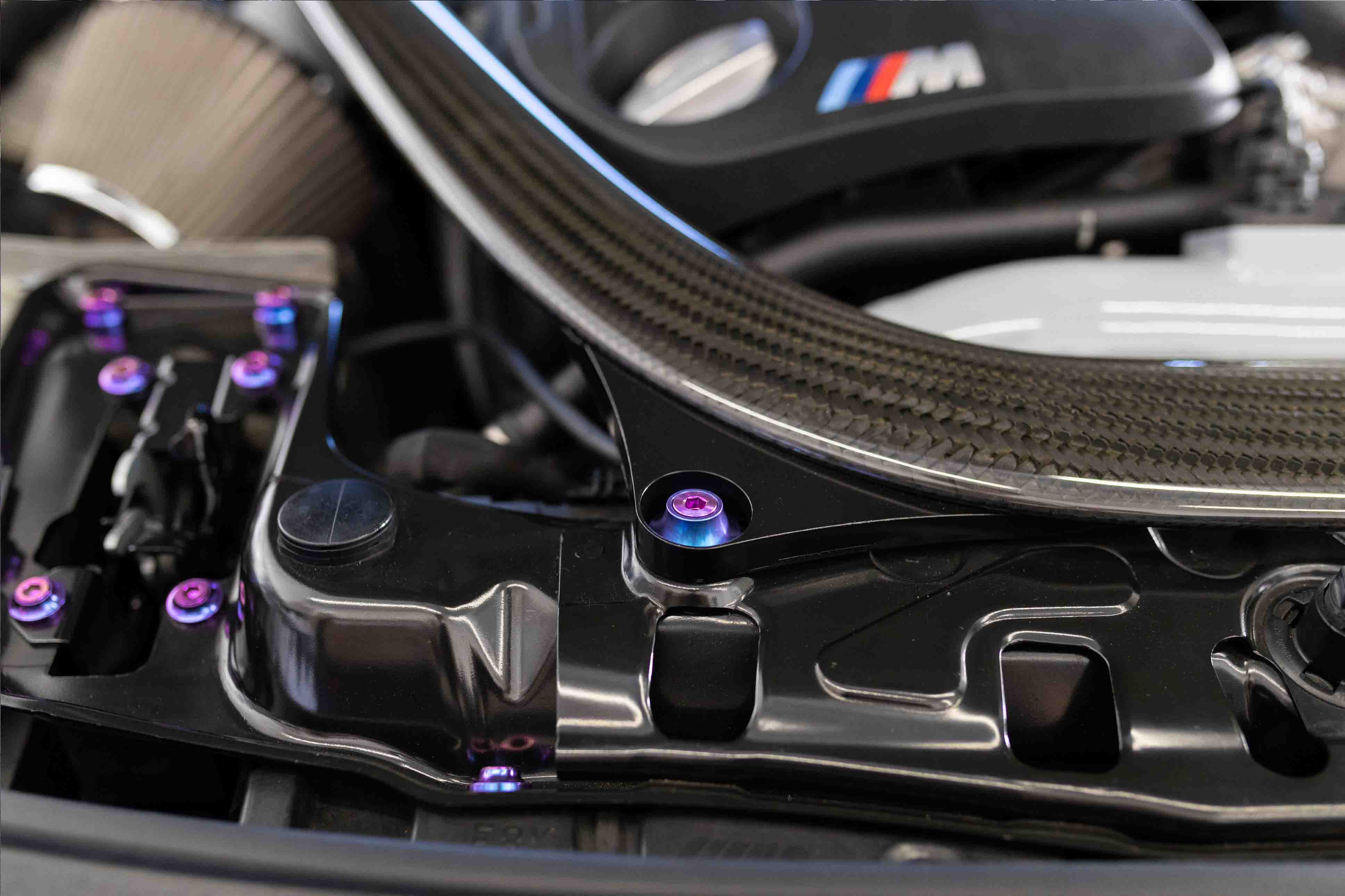 BMW F10 2010-2016 Dress Up Hardware Kit (5 Series/M5) – Downstar Inc.