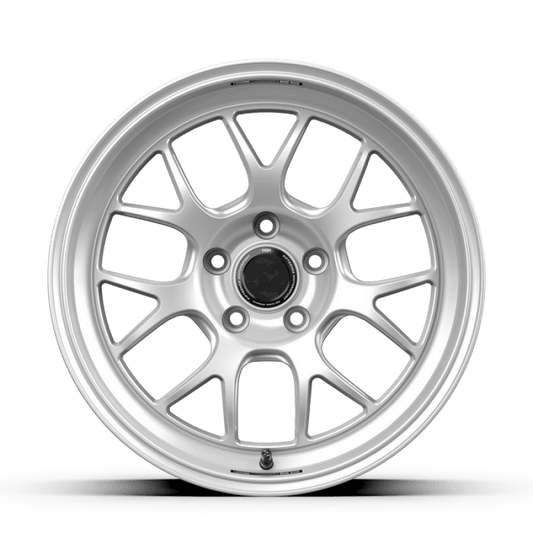 Kies-Motorsports fifteen52 fifteen52 Apex RSR 18x10.5 5x120 25mm ET 72.56mm Center Bore Radiant Silver