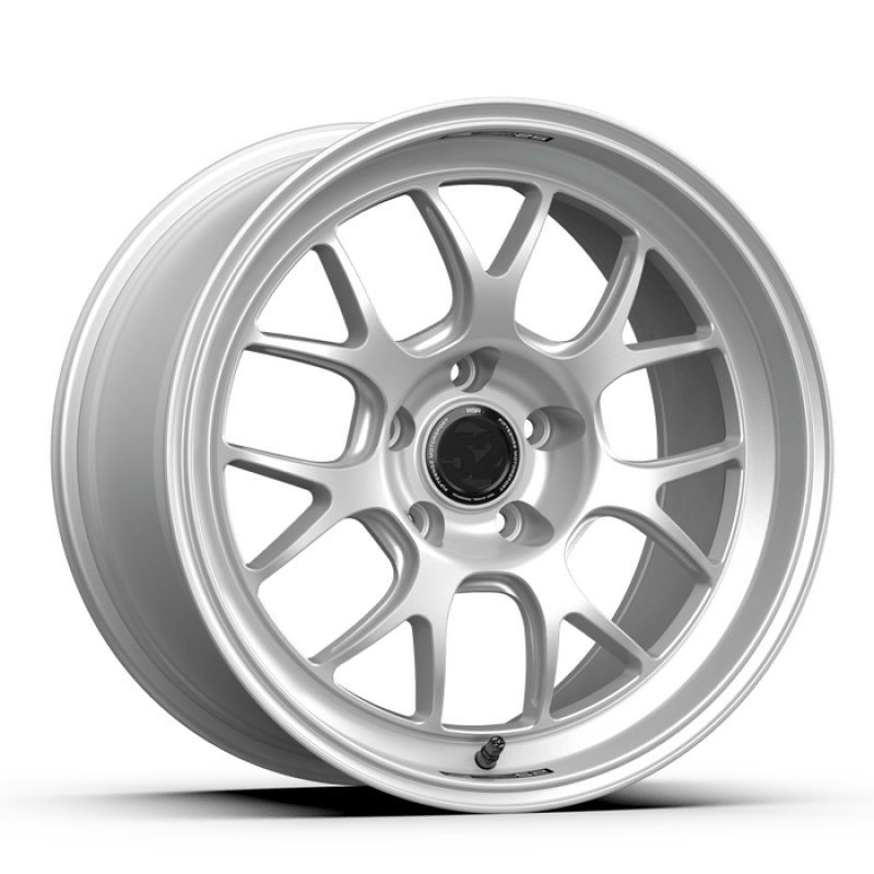 Kies-Motorsports fifteen52 fifteen52 Apex RSR 18x10.5 5x120 25mm ET 72.56mm Center Bore Radiant Silver