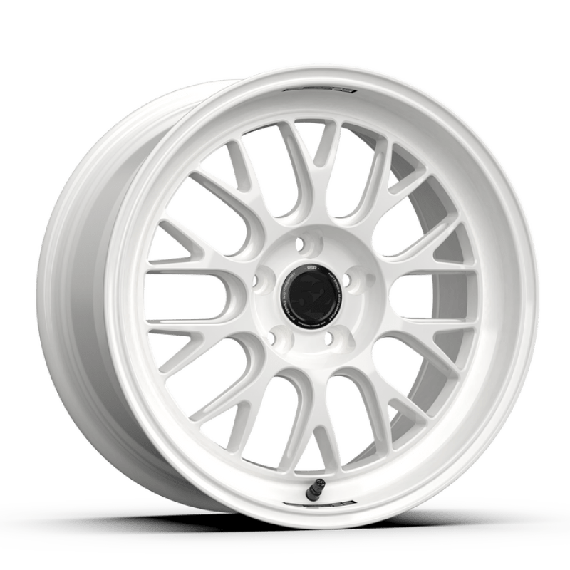 Kies-Motorsports fifteen52 fifteen52 Holeshot RSR 18x9.5 5x114.3 38mm ET 73.1mm Center Bore Rally White