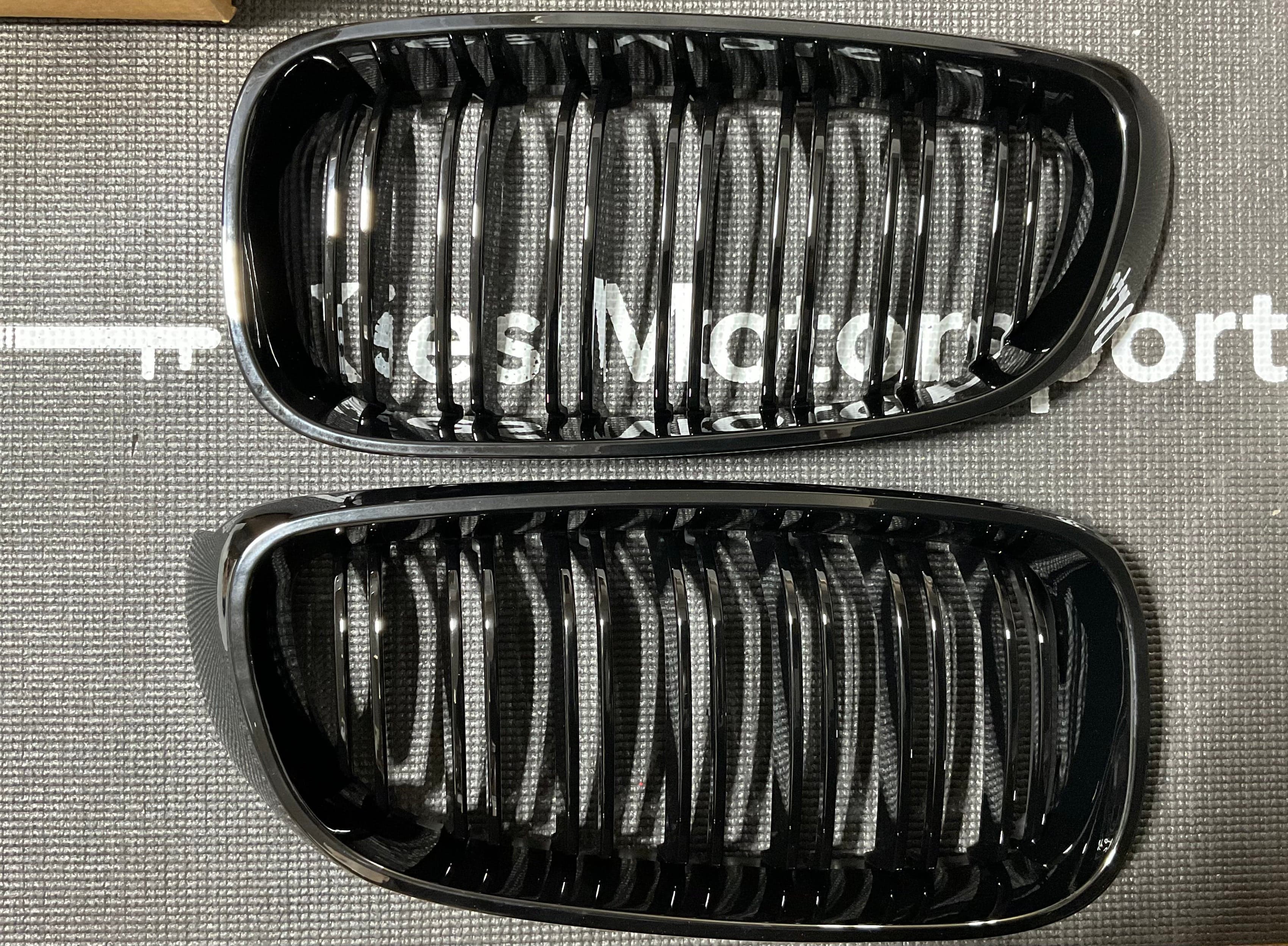 Kies-Motorsports Kies Motorsports OPEN BOX - BMW F34 3GT Gloss Black Kidney Grills (New)